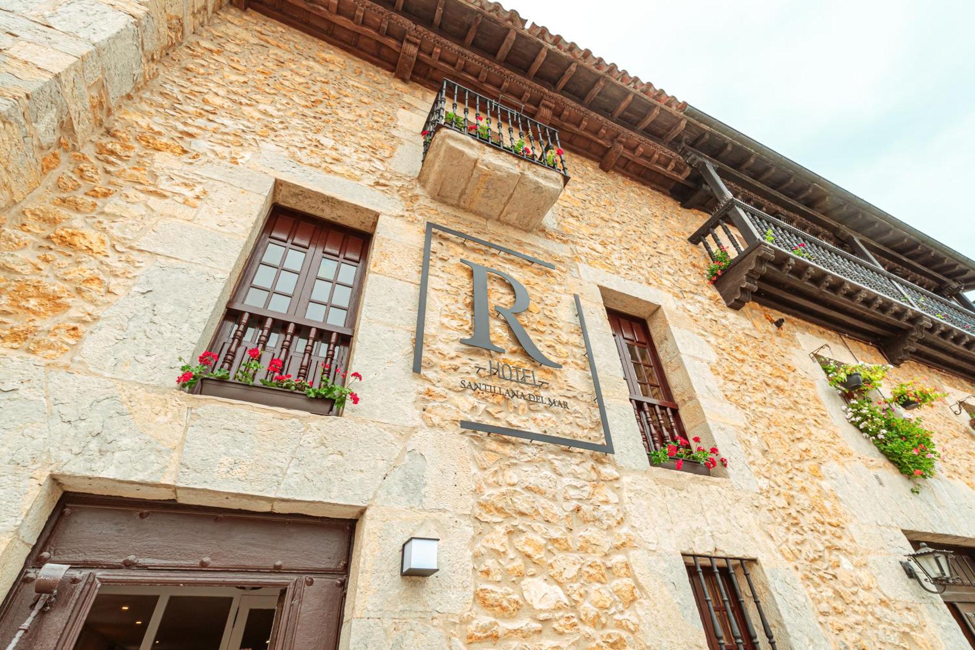 Hotel R Santillana Santillana del Mar Exterior foto